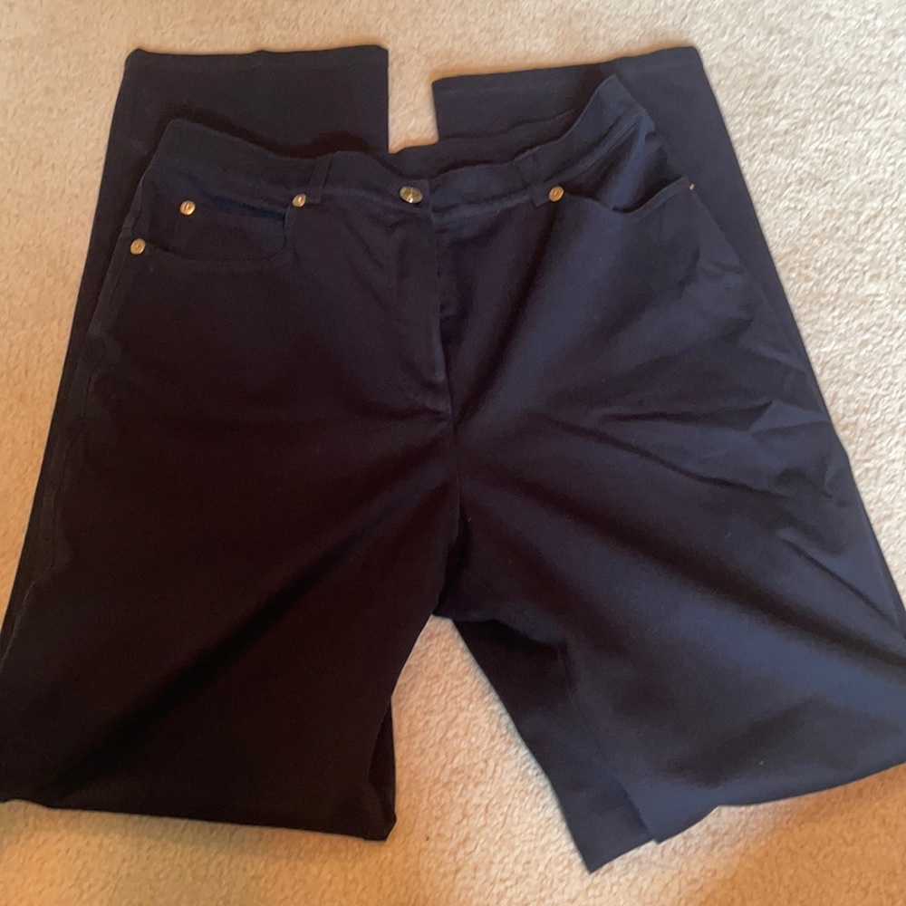 Sophisticated St John Sport Marie Gray Black 5 pocket pants -8